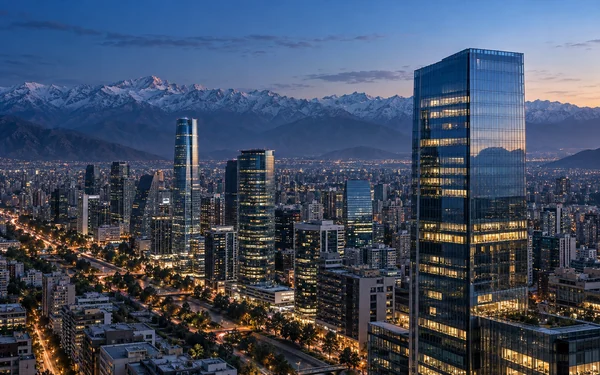 Ilustración editorial de Santiago y la cordillera al atardecer